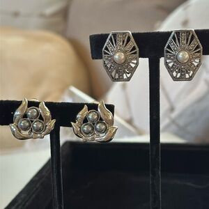 Clip earrings 2 pair vintage 60’s faux pearls silvertone EUC